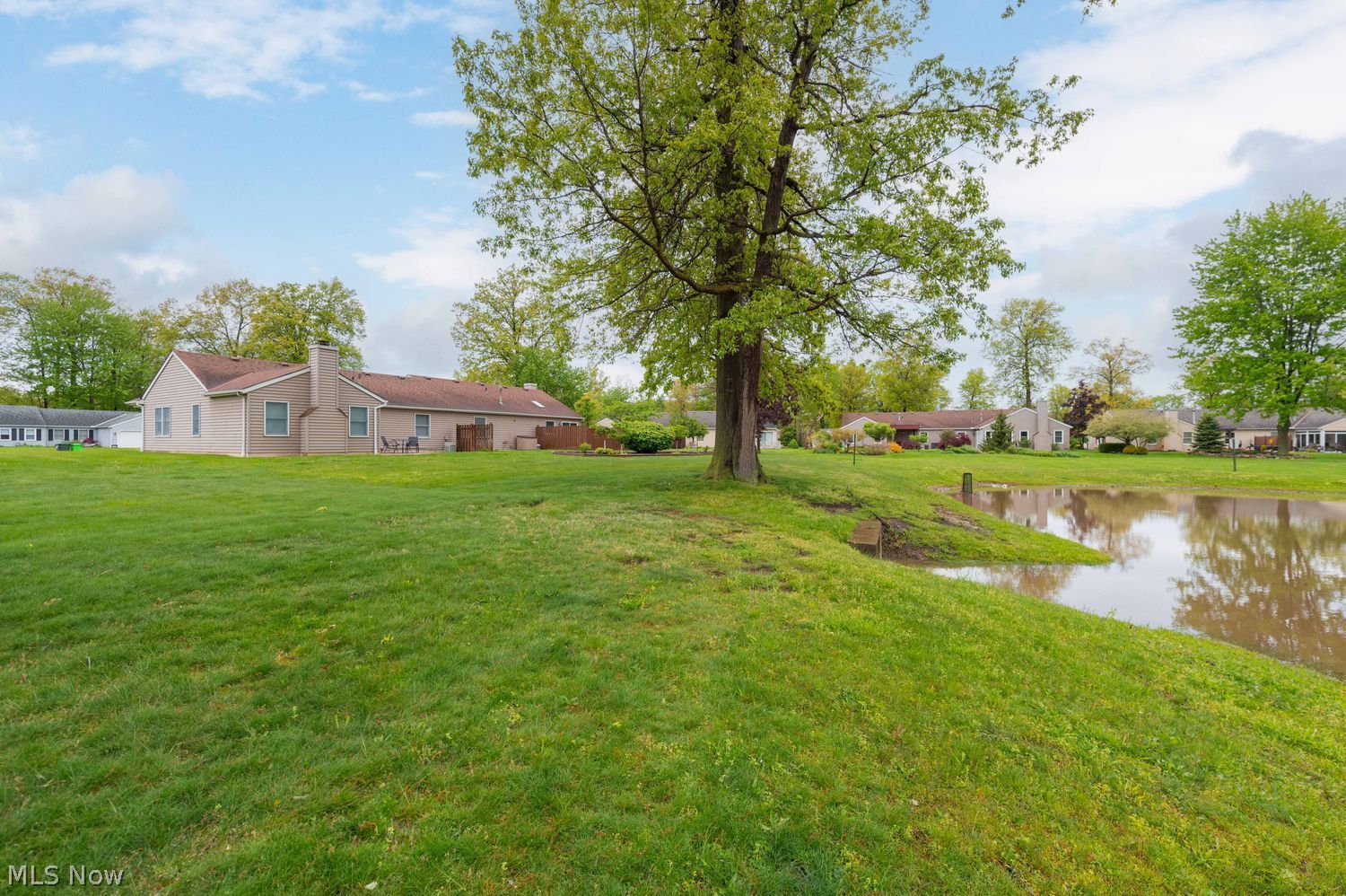 1819 Sandalwood Drive Avon OH 44011