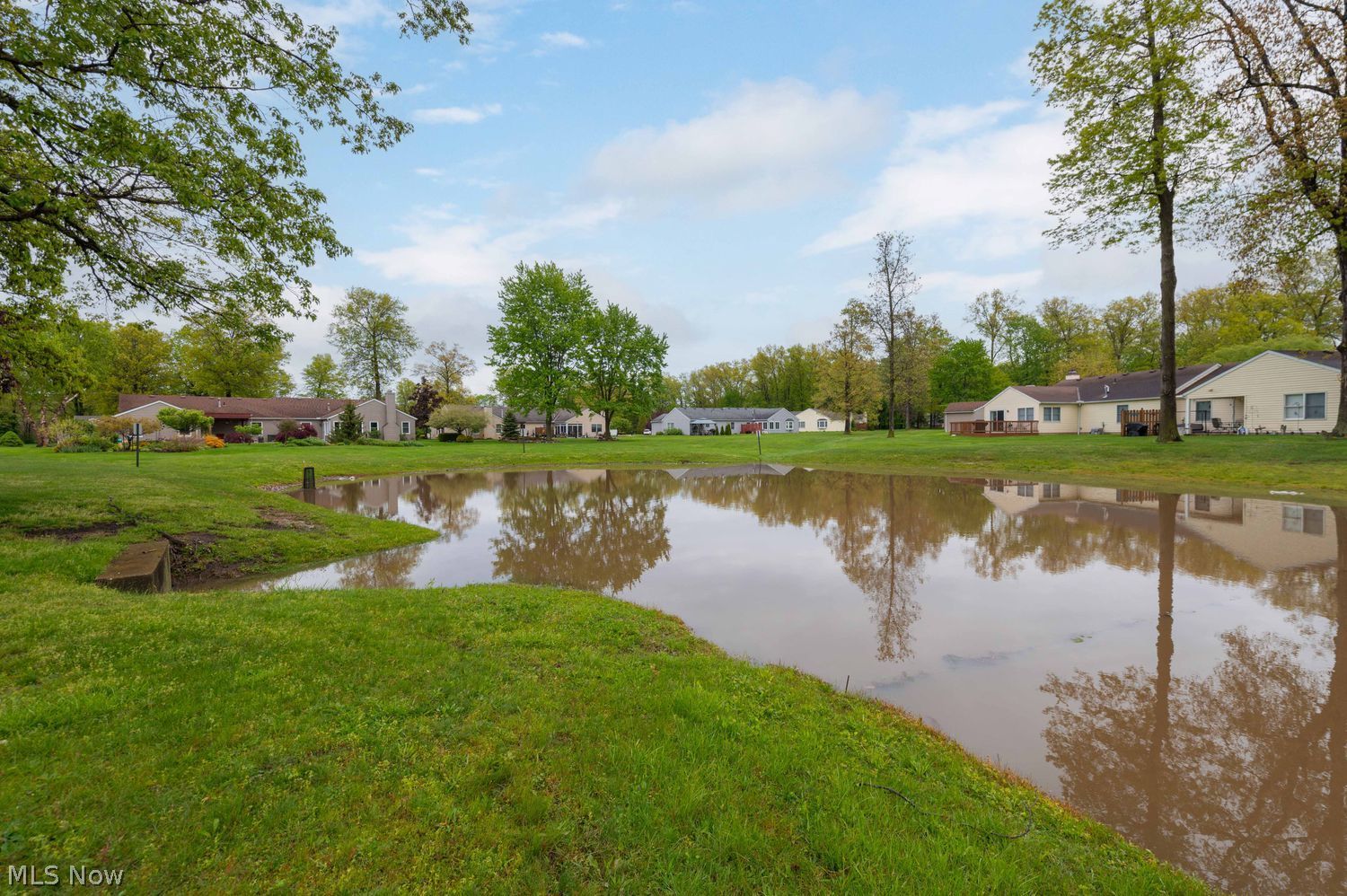 1819 Sandalwood Drive Avon OH 44011