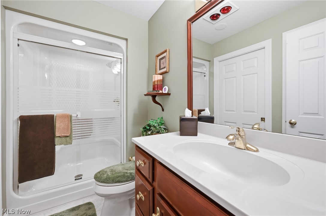 149 Village Court Columbiana OH 44408
