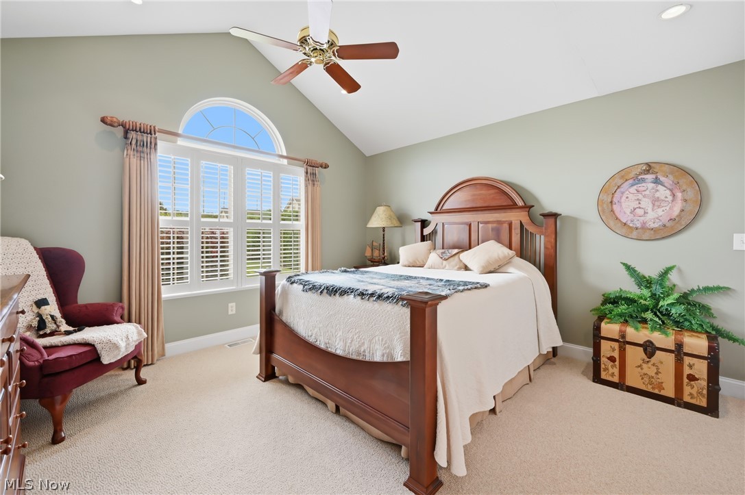 149 Village Court Columbiana OH 44408
