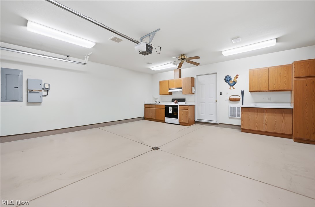 149 Village Court Columbiana OH 44408