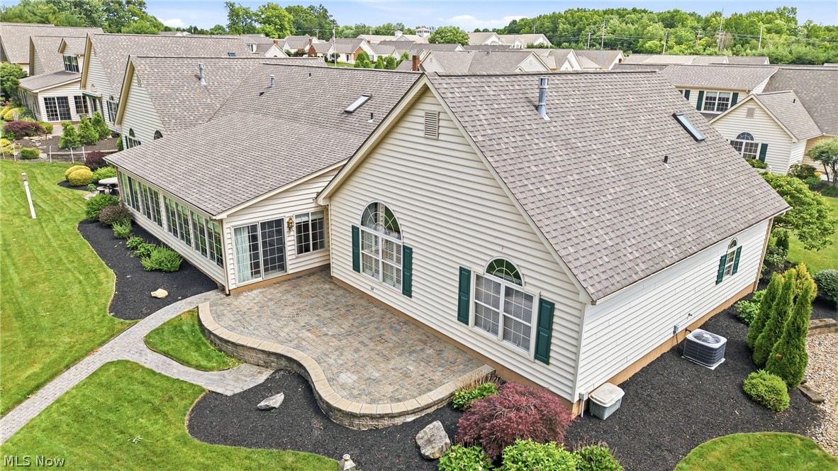 149 Village Court Columbiana OH 44408