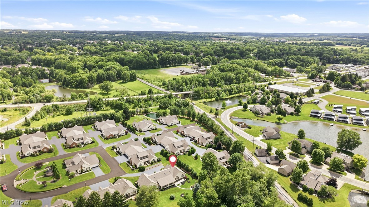 149 Village Court Columbiana OH 44408