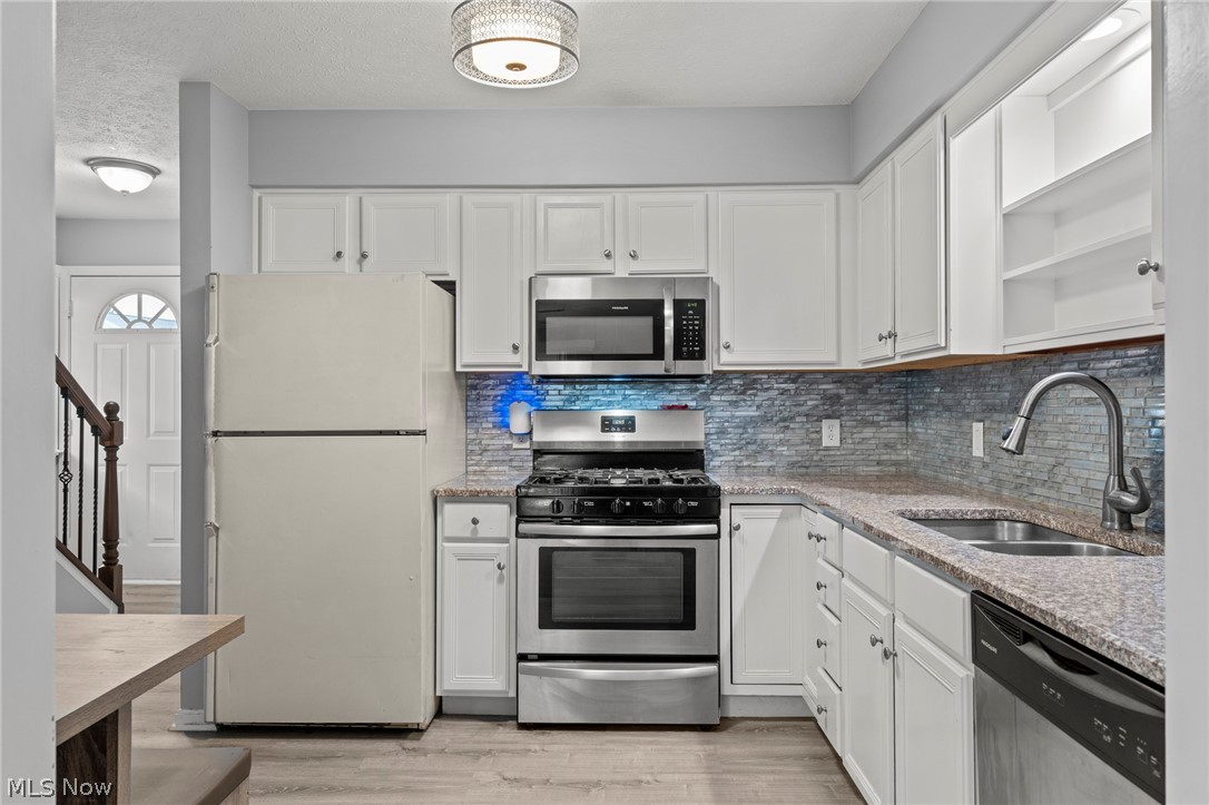 4262 Hadley Court Brunswick OH 44212