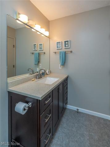 768 Kirkwall Drive Akron OH 44321