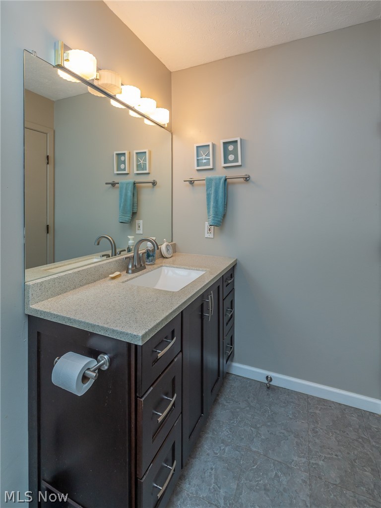 768 Kirkwall Drive Akron OH 44321