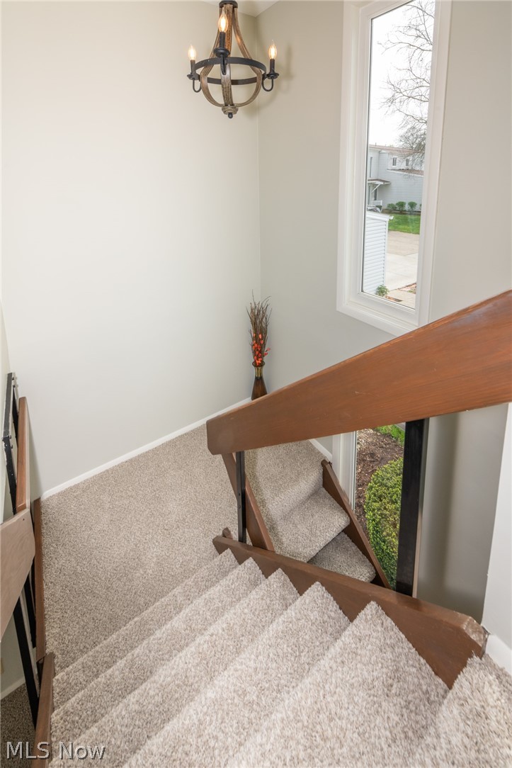 292 Deepwood Drive Wadsworth OH 44281