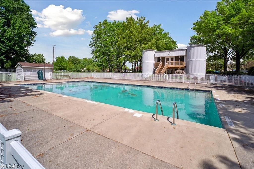292 Deepwood Drive Wadsworth OH 44281