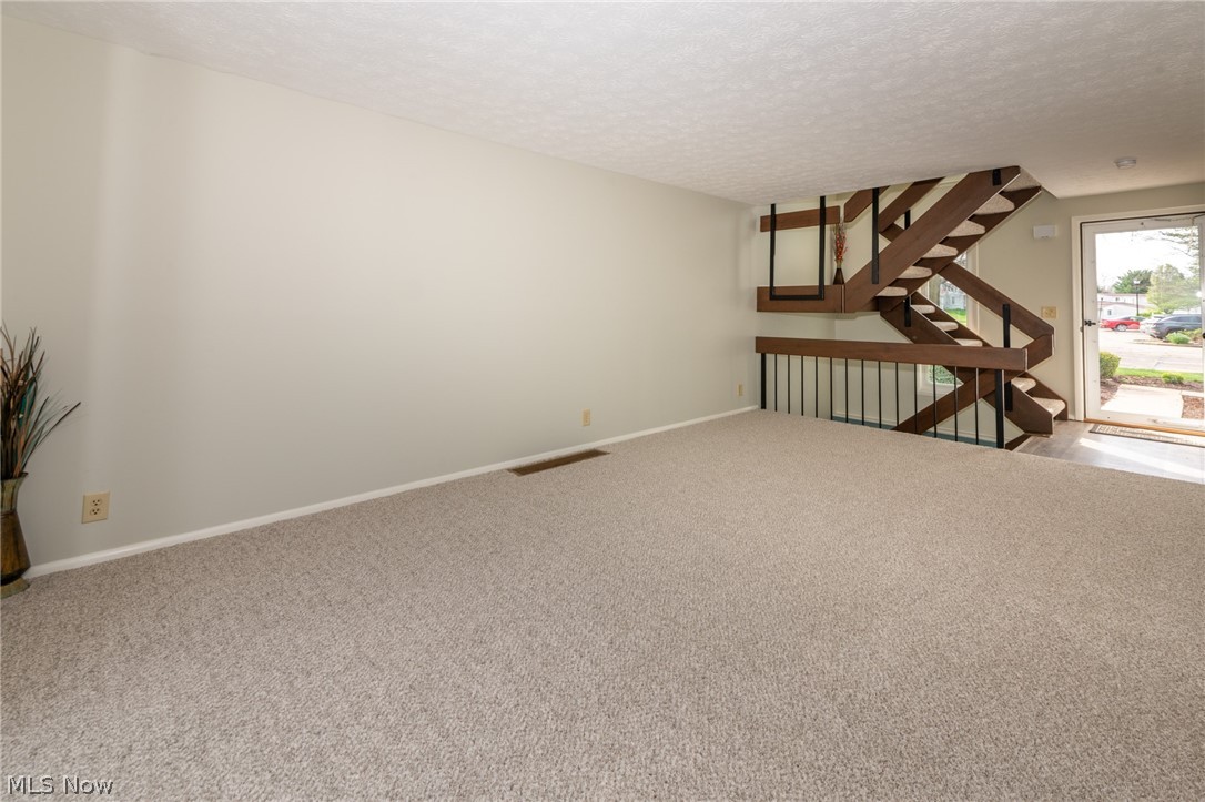 292 Deepwood Drive Wadsworth OH 44281