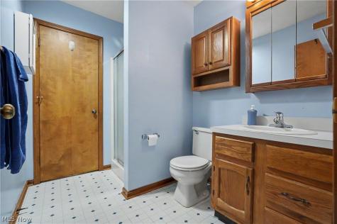 145 Michael Lane Cuyahoga Falls OH 44223