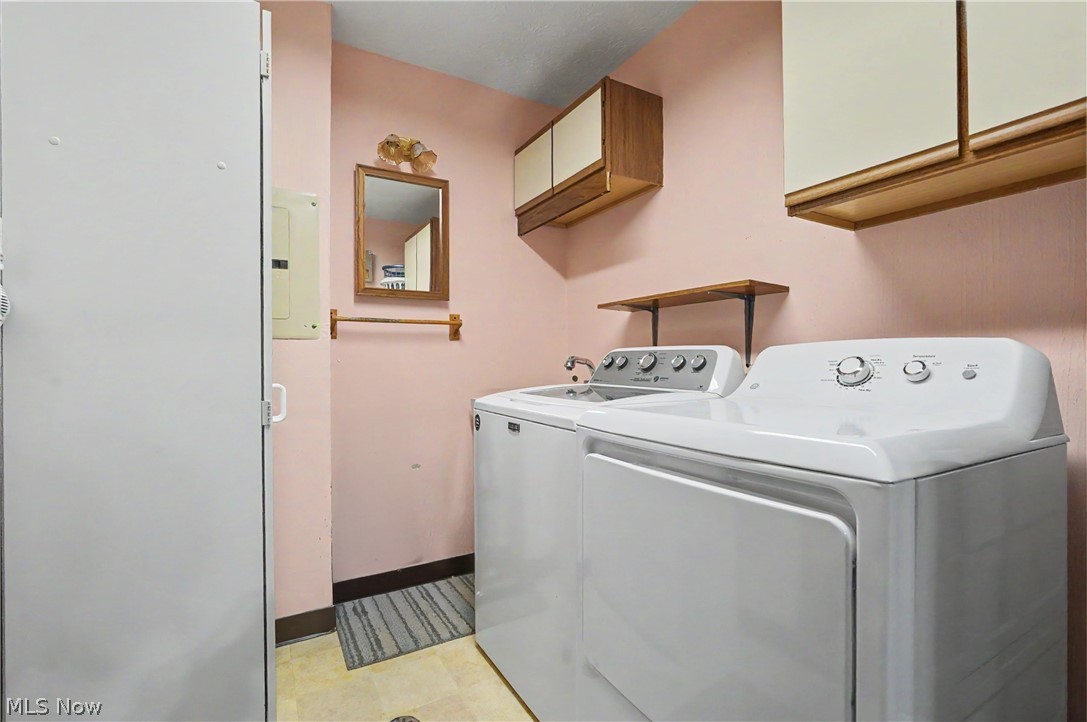 145 Michael Lane Cuyahoga Falls OH 44223