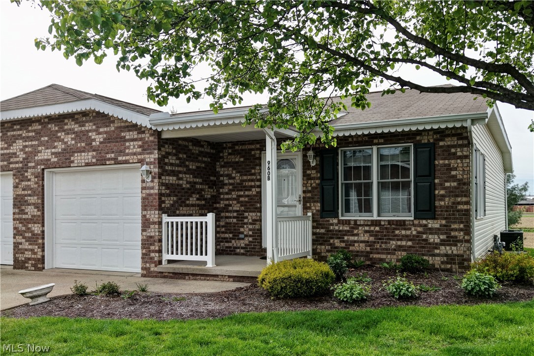 960B Mcdonald Drive NE Sugarcreek OH 44681