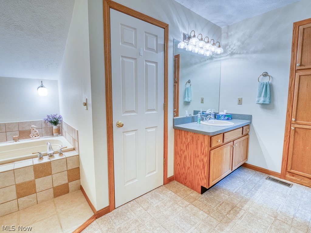 5440 Stoney Lane Painesville OH 44077
