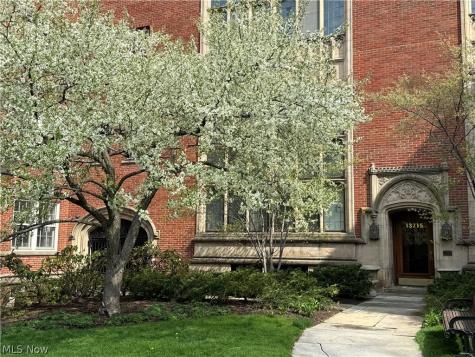 13715 Shaker Boulevard Cleveland OH 44120
