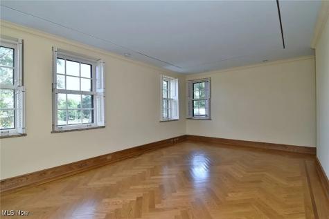 13715 Shaker Boulevard Cleveland OH 44120