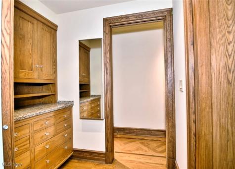 13715 Shaker Boulevard Cleveland OH 44120