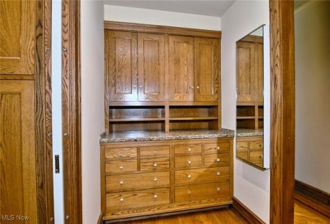13715 Shaker Boulevard Cleveland OH 44120