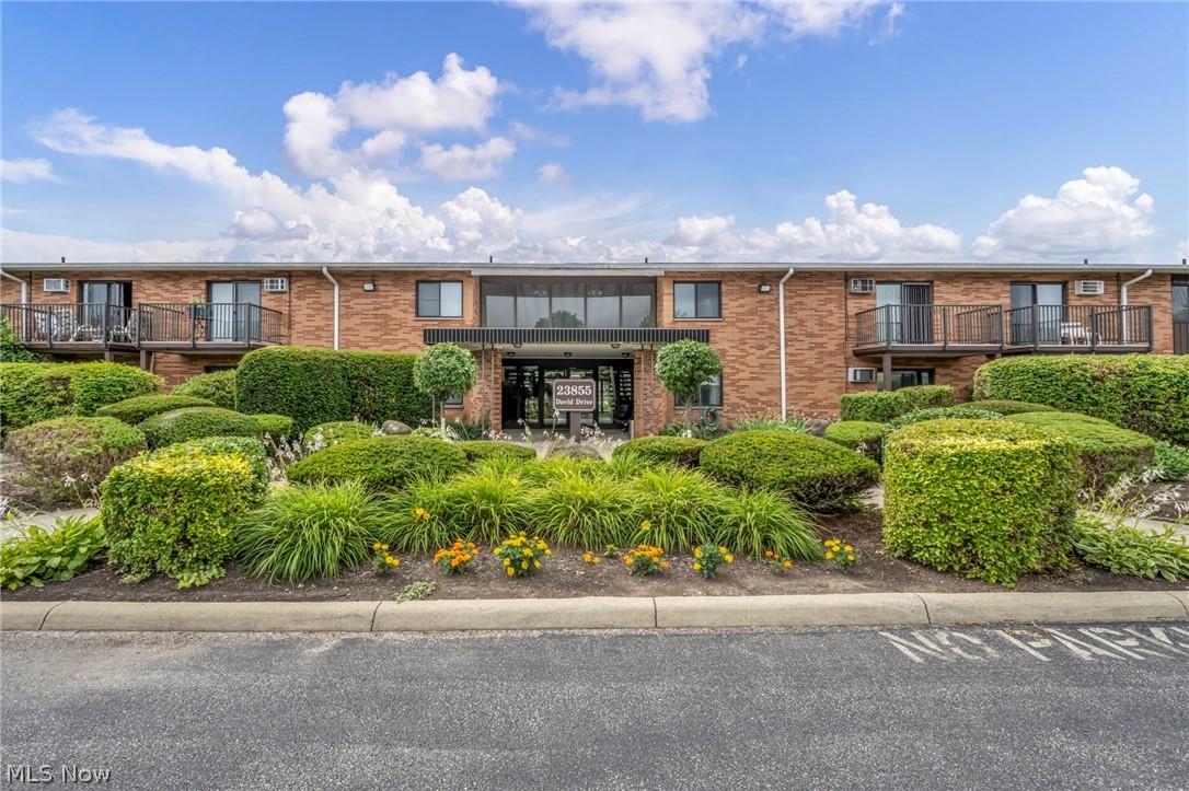 23855 David Drive North Olmsted OH 44070
