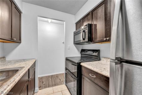 23855 David Drive North Olmsted OH 44070