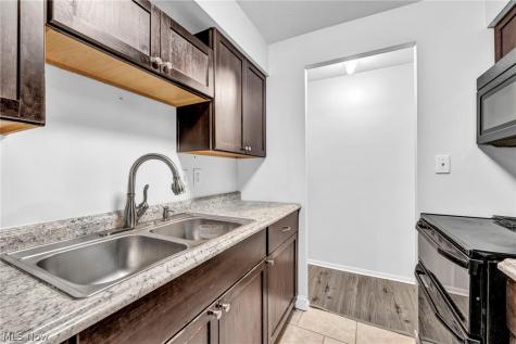 23855 David Drive North Olmsted OH 44070