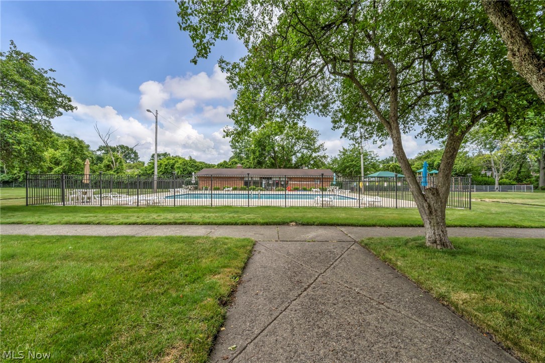 23855 David Drive North Olmsted OH 44070