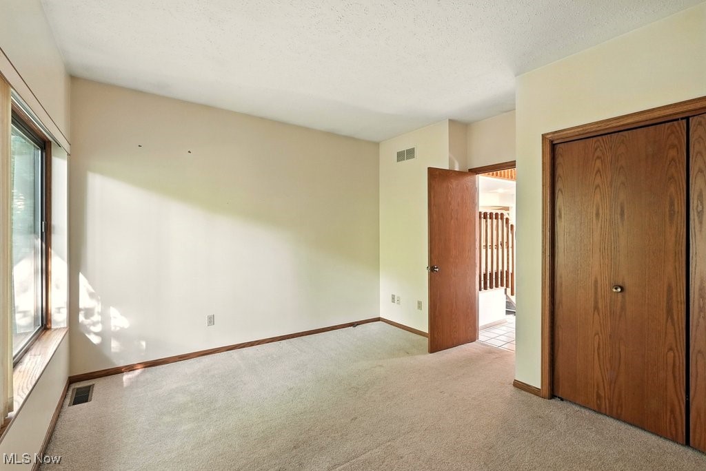 2180 Stone Creek Trail Cuyahoga Falls OH 44223
