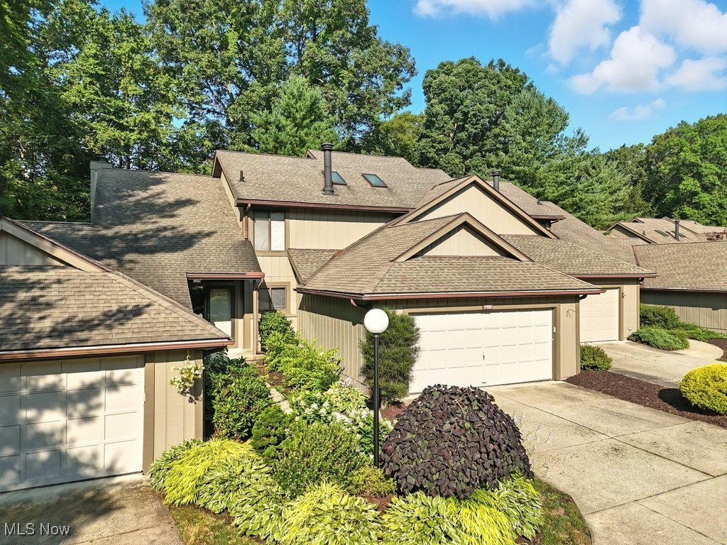 2180 Stone Creek Trail Cuyahoga Falls OH 44223