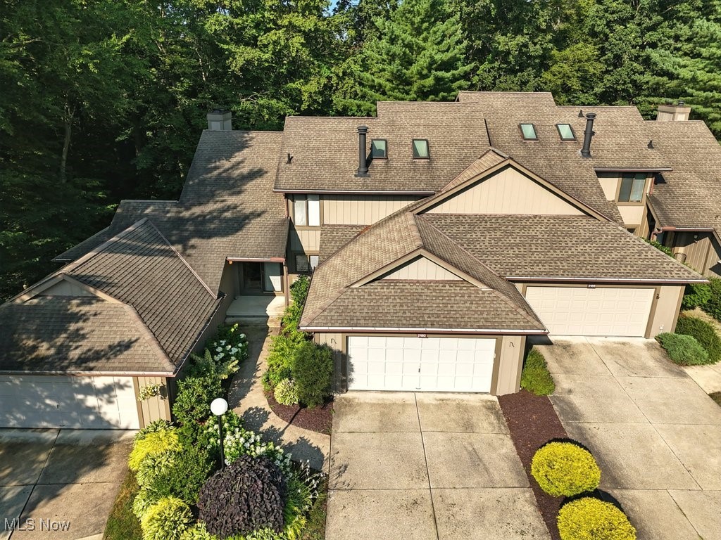 2180 Stone Creek Trail Cuyahoga Falls OH 44223