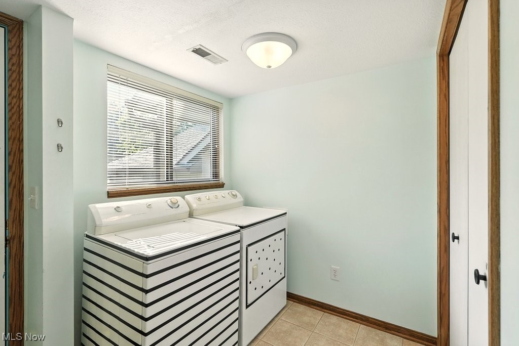 2180 Stone Creek Trail Cuyahoga Falls OH 44223