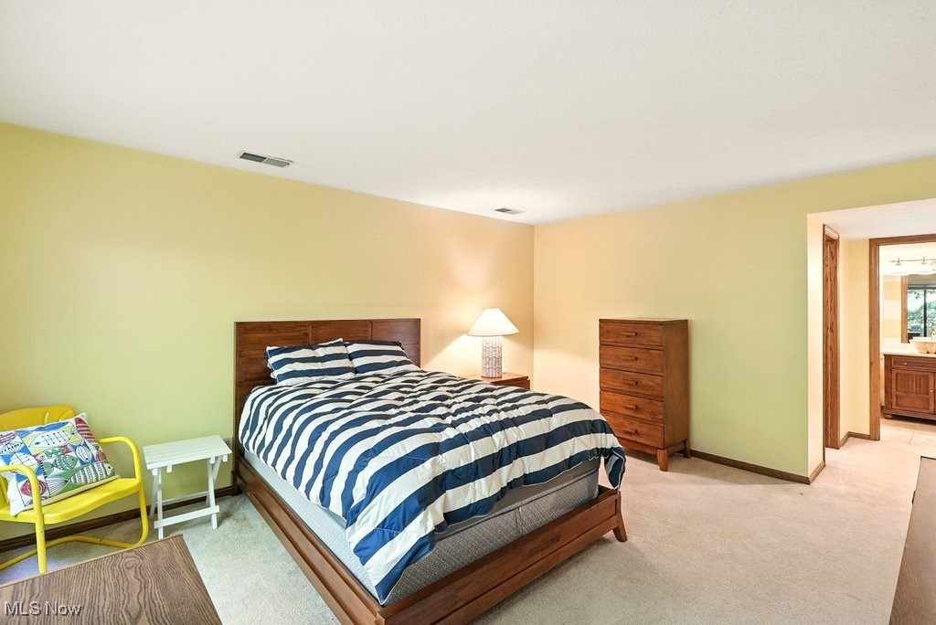 2180 Stone Creek Trail Cuyahoga Falls OH 44223