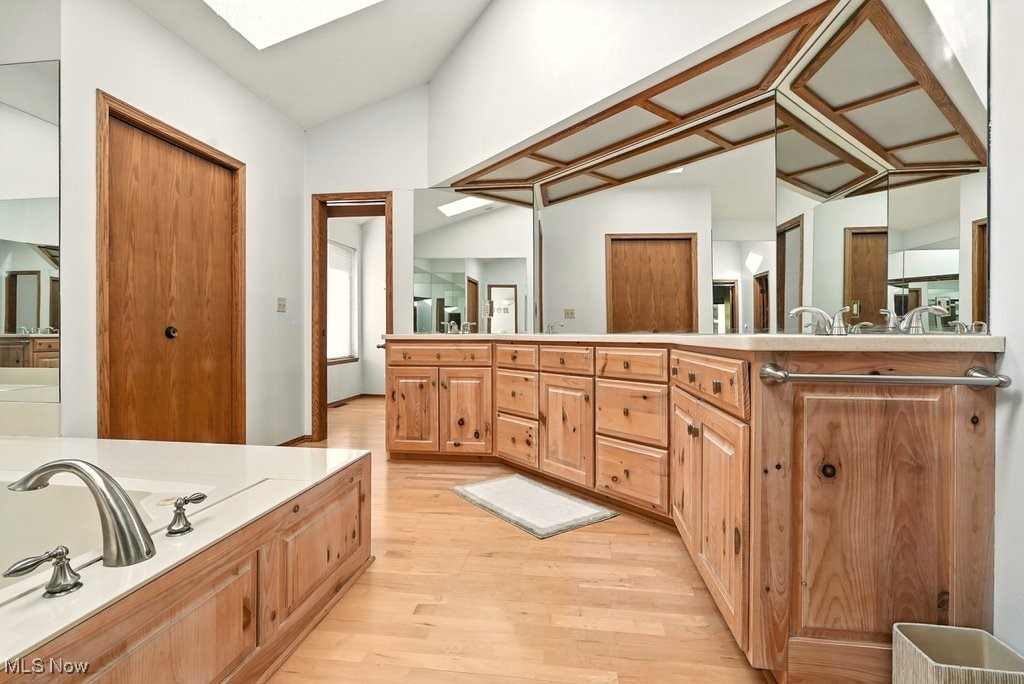 2180 Stone Creek Trail Cuyahoga Falls OH 44223