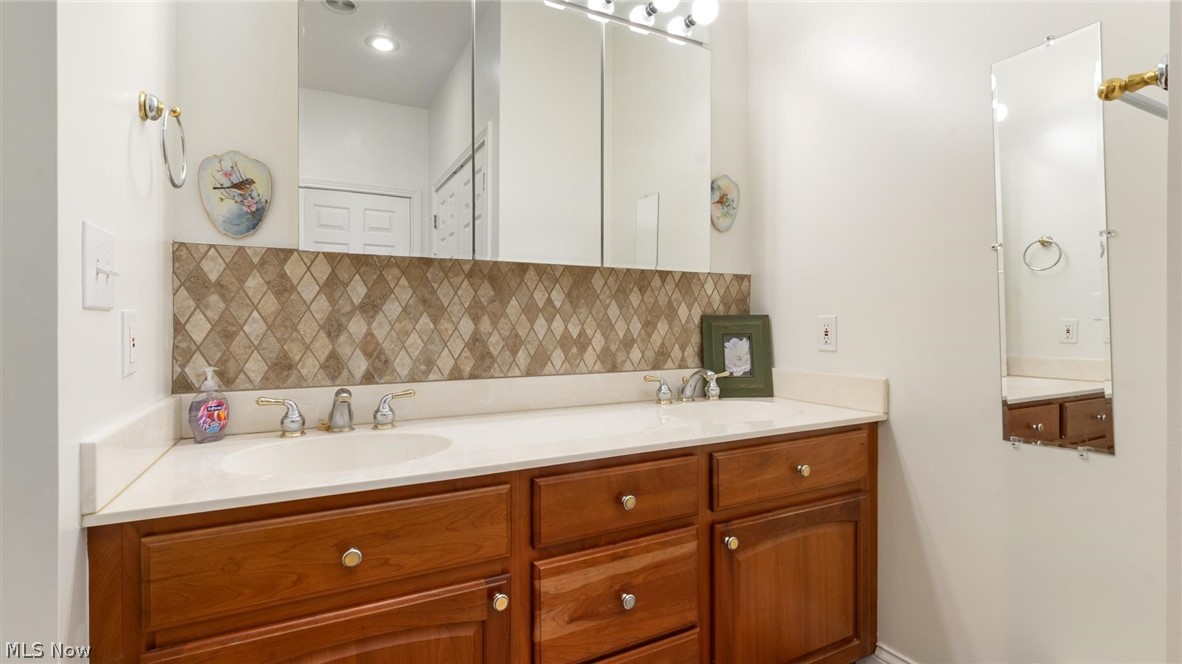 3460 Regans Way Zanesville OH 43701