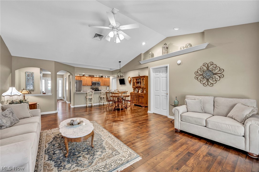 2 Blossom Drive Norwalk OH 44857