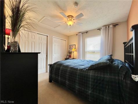 991 Croghan Way Akron OH 44321