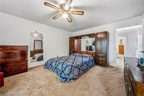 155 Pheasant Run Mayfield Heights OH 44124