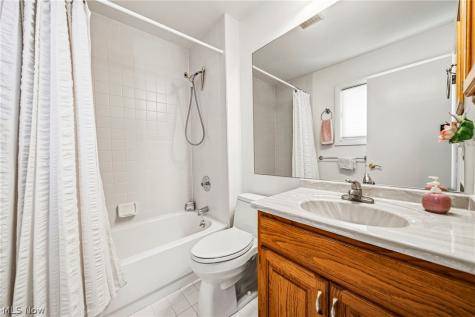 155 Pheasant Run Mayfield Heights OH 44124