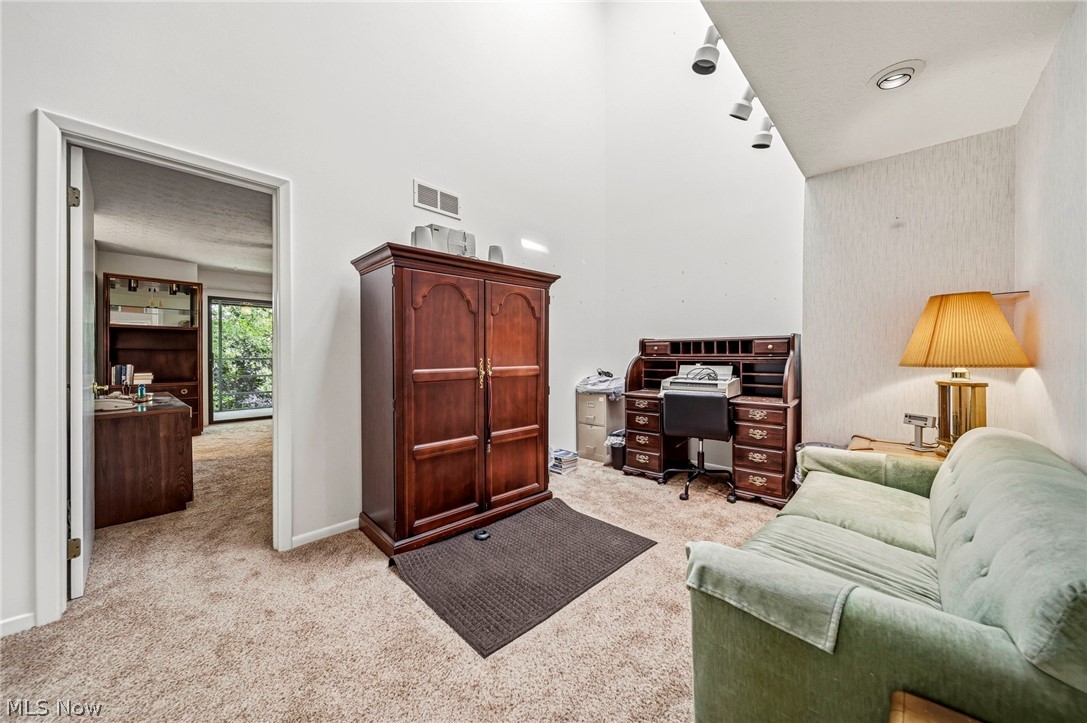 155 Pheasant Run Mayfield Heights OH 44124