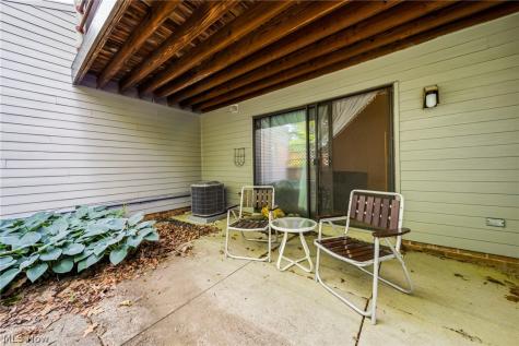 155 Pheasant Run Mayfield Heights OH 44124