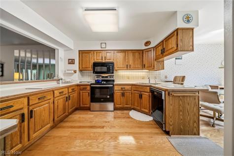 155 Pheasant Run Mayfield Heights OH 44124