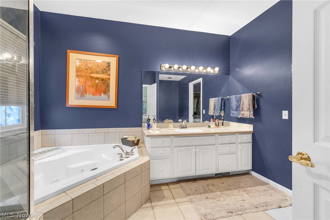 12225 Pheasant Run Circle North Royalton OH 44133