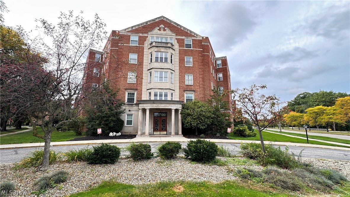 13800 Fairhill Road Shaker Heights OH 44120