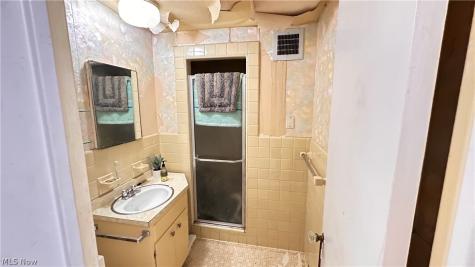 13800 Fairhill Road Shaker Heights OH 44120