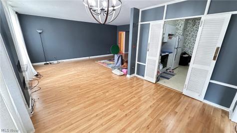 13800 Fairhill Road Shaker Heights OH 44120