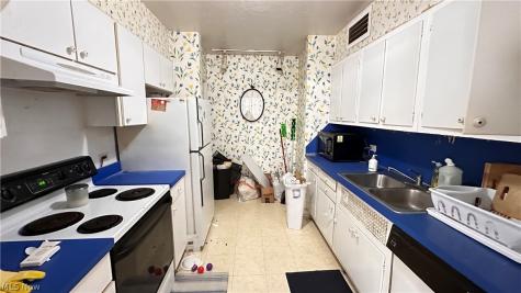 13800 Fairhill Road Shaker Heights OH 44120