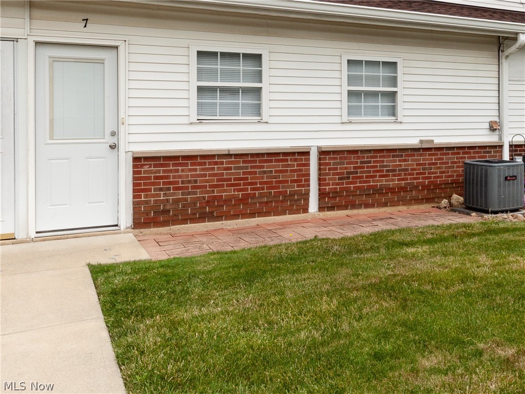 25415 Clubside Drive North Olmsted OH 44070
