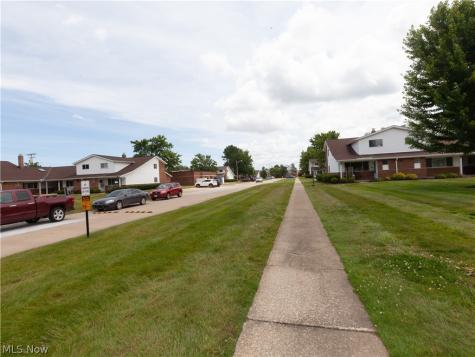 25415 Clubside Drive North Olmsted OH 44070