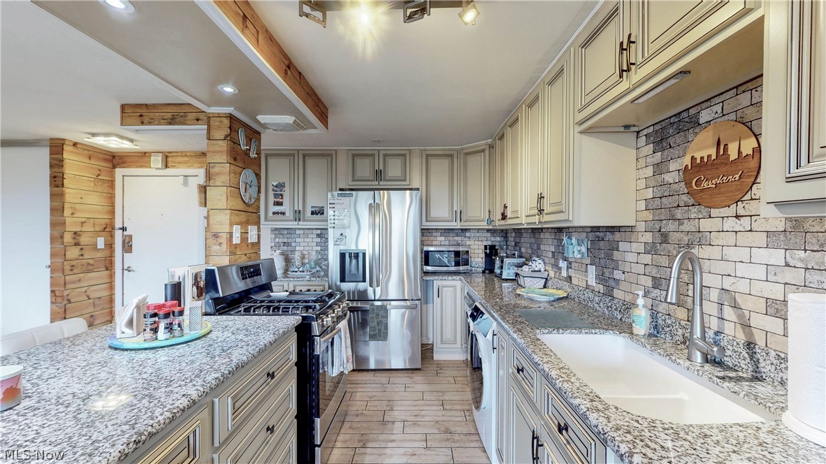 12900 Lake Avenue Lakewood OH 44107