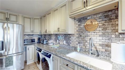 12900 Lake Avenue Lakewood OH 44107