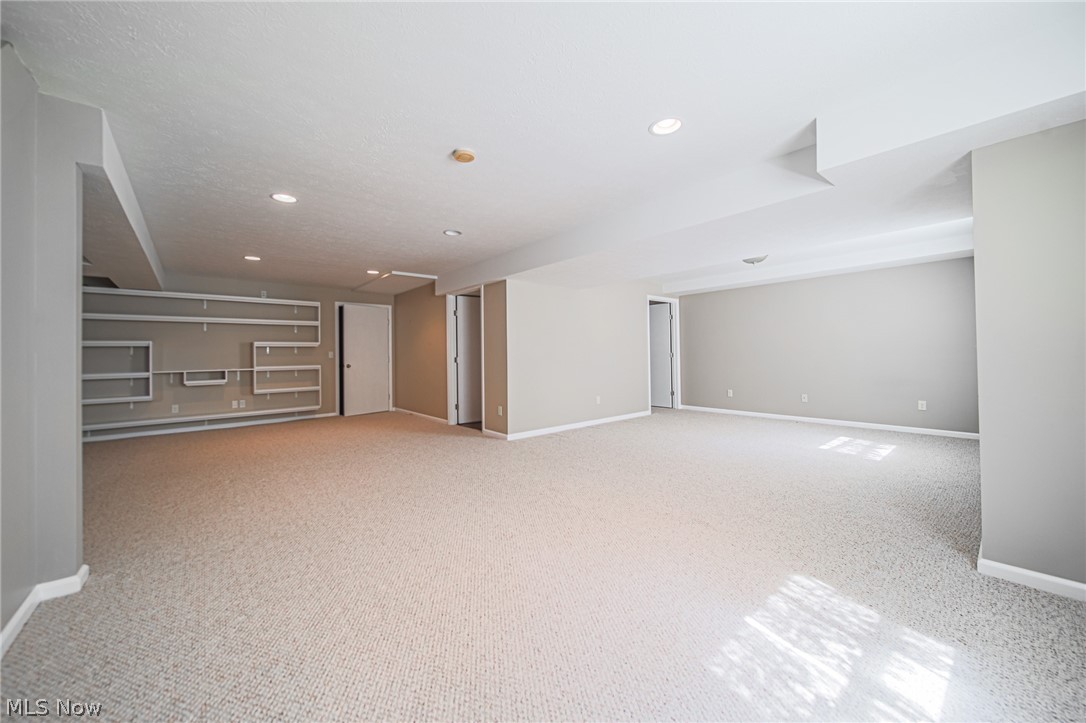 201 Greenbriar Lane Dalton OH 44618
