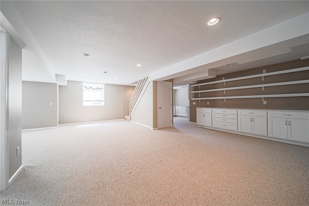 201 Greenbriar Lane Dalton OH 44618